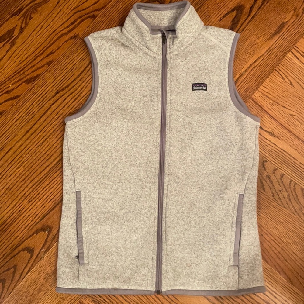 Patagonia women’s grey better sweater vest sz m